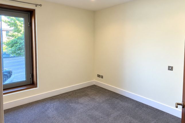 Flat 5, 48, Kingston Hill, Kingston upon Thames photo 5