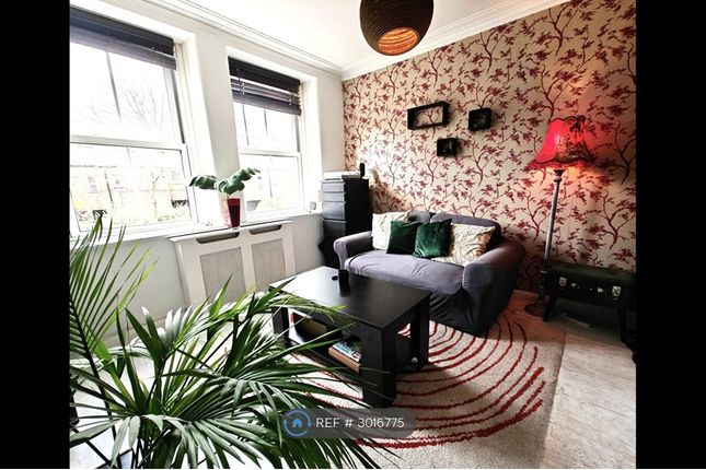 Flat, Victoria Mansions South Lambeth Road, London photo 2