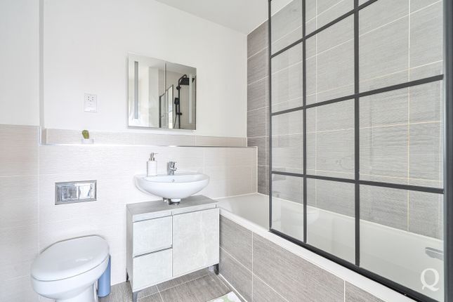 76, Eveas Drive, Kent photo 4