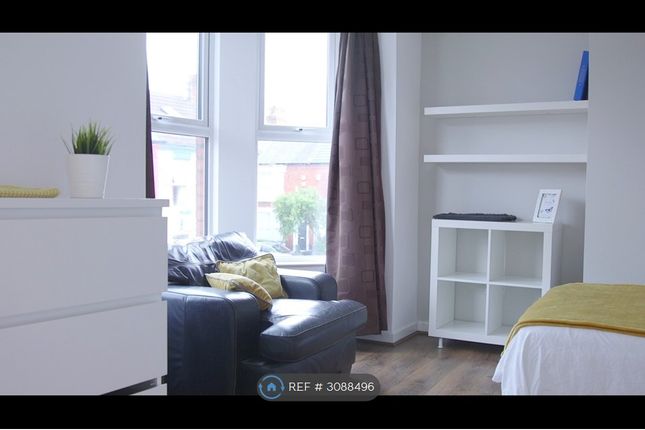 Smithdown Area, Liverpool photo 3