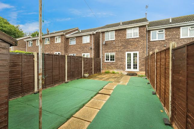 14, Lowlands Close, Kessingland photo 3