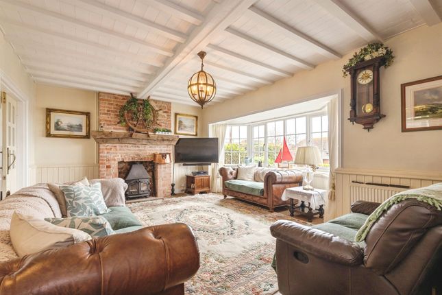 Newlands, Carhampton Road, Minehead photo 3