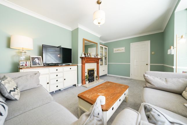 20 Greenbank Drive, Leicester photo 3