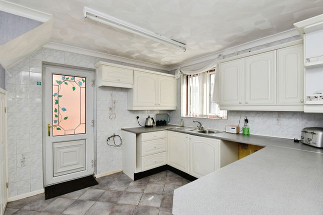 48, College Road, Staffordshire photo 2