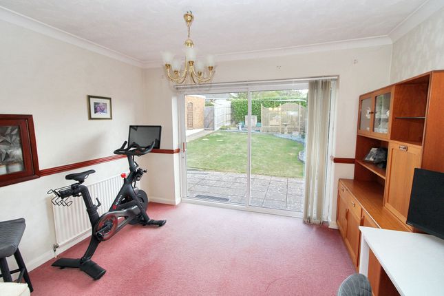 1 Fernside, High Wycombe photo 5