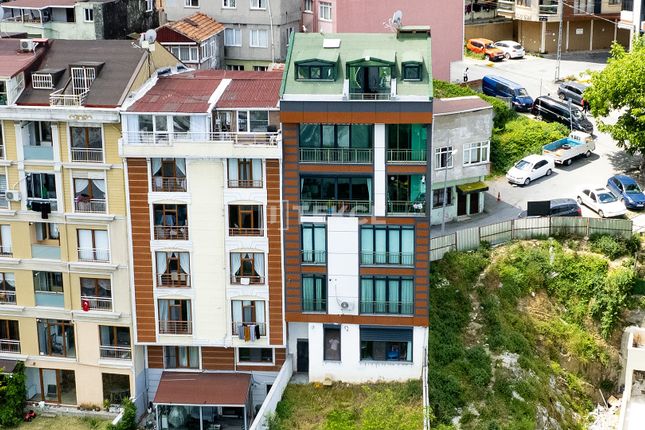 Duplex for sale in Silahtarağa, Eyüpsultan, İstanbul, Türkiye