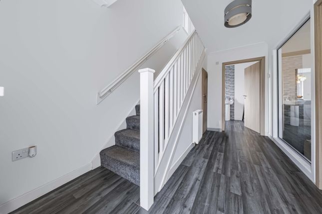 Summerfield Avenue, Dundee photo 3