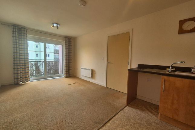 Pentland Close, Cardiff, Cardiff photo 5