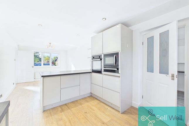 Firecrest Close, Manchester photo 2