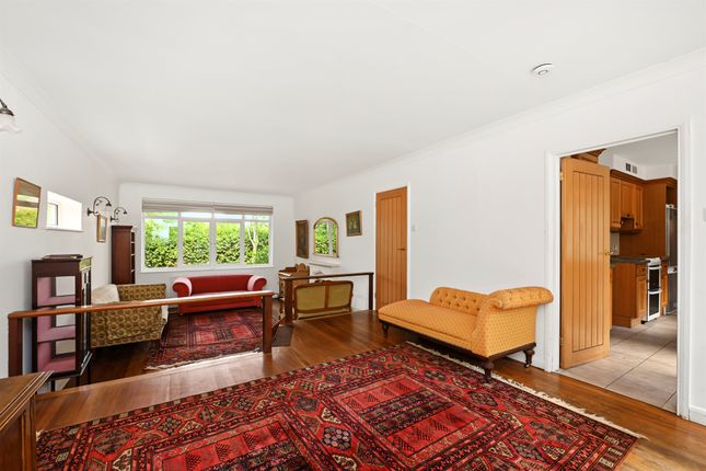 Fern Hill, Beacon Road, Berkhamsted photo 4