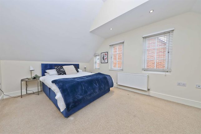 Maisonette for sale in Highgrove House, Lidgould Grove, Ruislip