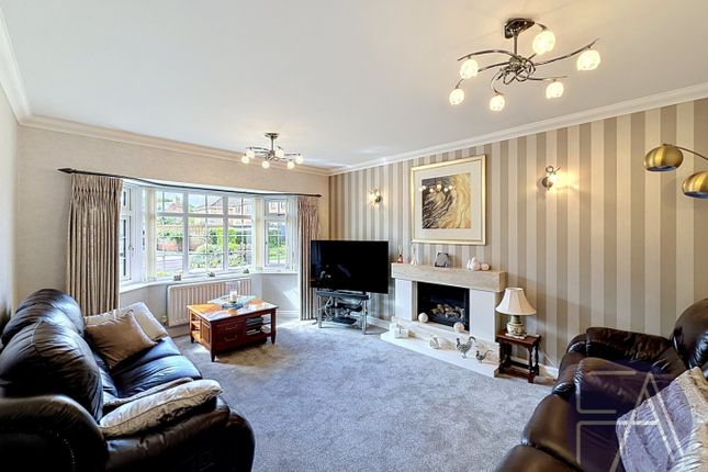 51, Westerdale Drive, Southport photo 2