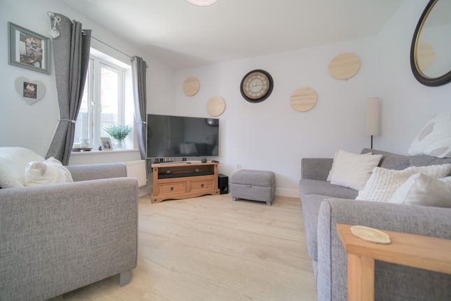 19, Linnet Lane, Melksham photo 4