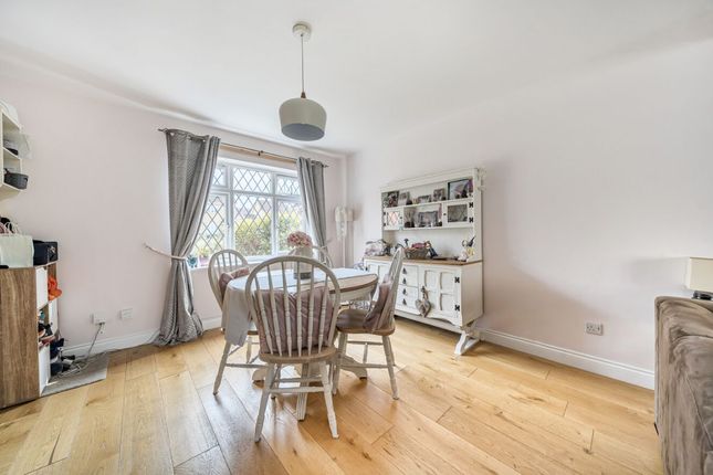 28 Pinsent Avenue, Bedford photo 4