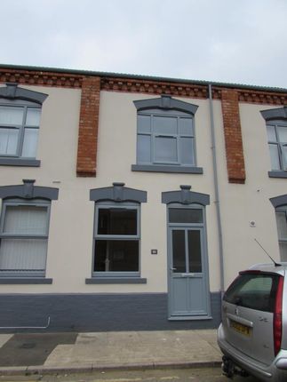 2 bed terraced house to rent in Somerset Street, Northampton NN1