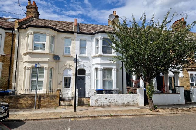 Thumbnail Flat for sale in Purves Road, London