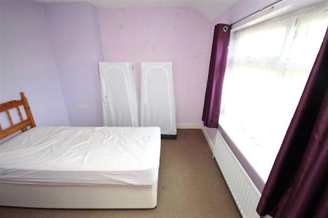 Terraced house to rent in Ivyhouse Road, Dagenham