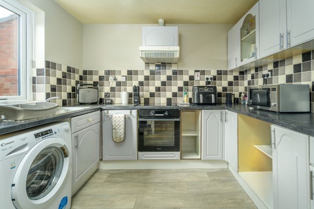 30 Simonside Crescent, HADSTON photo 3