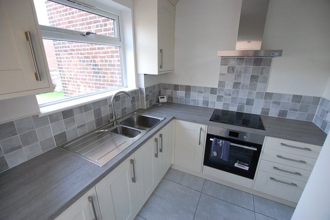 1B, South View, 93, Crescent Road, Greater Manchester photo 3