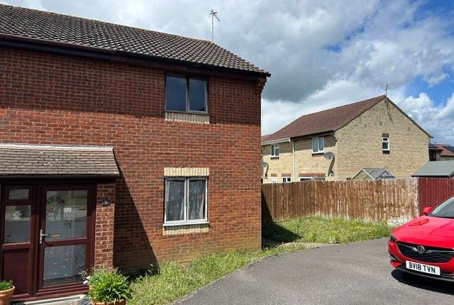 11, Partridge Close, Stonehouse photo 3