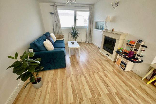 24, Humber Close, Plymouth photo 2