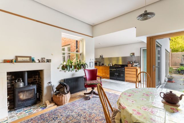 GFF, 12 Preston Park Avenue, Brighton photo 2