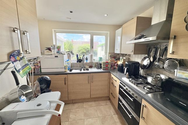 59, Mayfield Drive, Gloucester photo 3