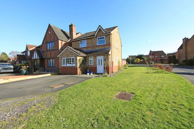 1, Violet Close, Telford photo 2