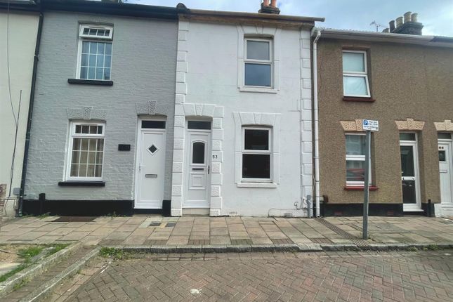 2-bed terraced on 53, West Street, Gillingham, £1,250/mo