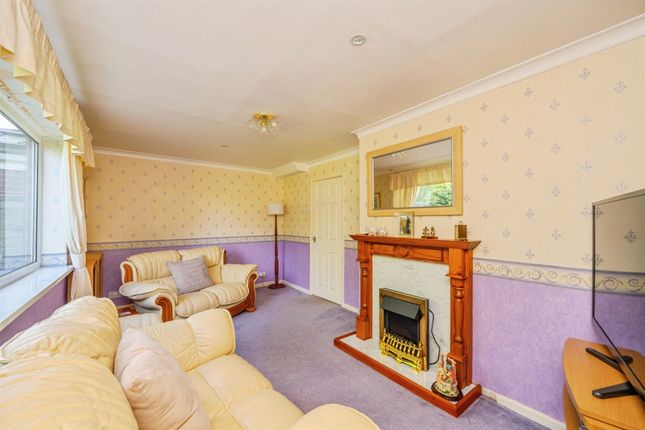 14, Harvey Road, Rugeley photo 4