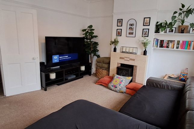 41a, High Street, Bushey photo 2