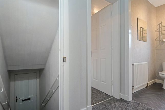 33, Paterson Park, Glenrothes photo 2