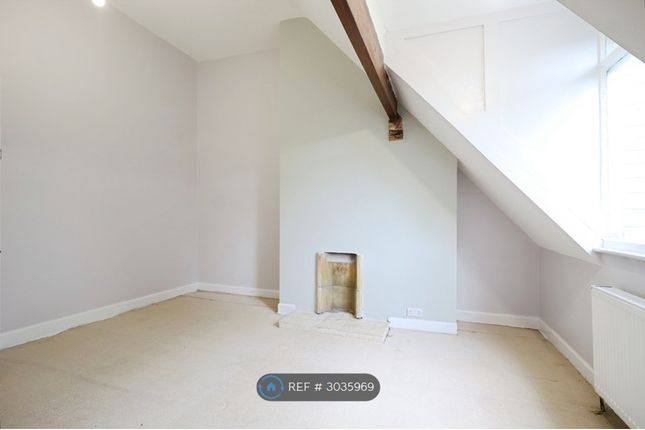 Flat F, Park Avenue, Roundhay, Leeds photo 5