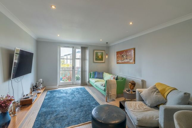 Thumbnail Flat to rent in Brompton Park Crescent, Fulham