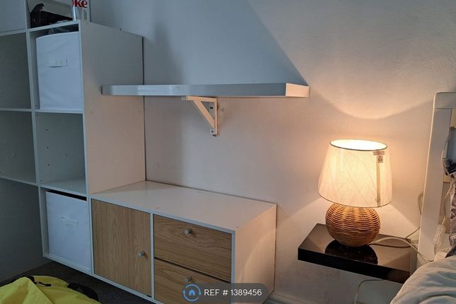 Studio Apartment, Avenue Road, Torquay photo 2