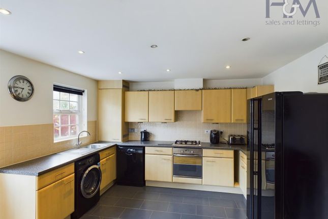 Town house for sale in Howarde Court, Stevenage