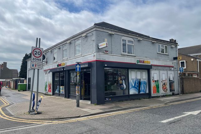 Thumbnail Retail premises for sale in Convamore Road, Grimsby
