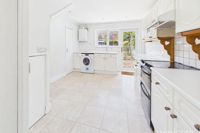 57, Cherry Way, Hatfield photo 3