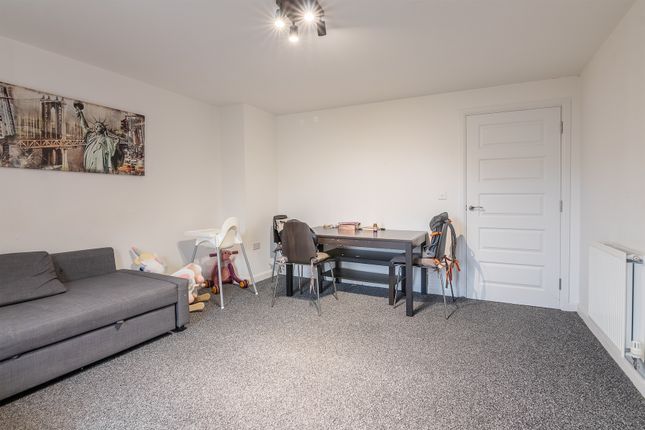 Flat for sale in Foleshill Road, Coventry