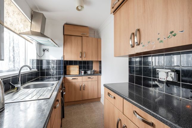 42 Regina Road, Norwich photo 2