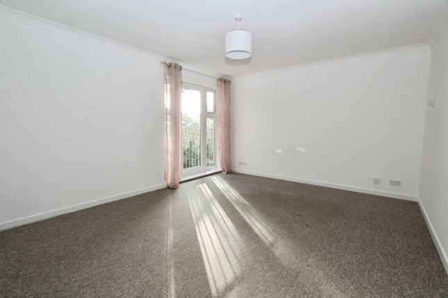 9, Pineridge Gardens, 15 Westcote Road, Reading photo 3