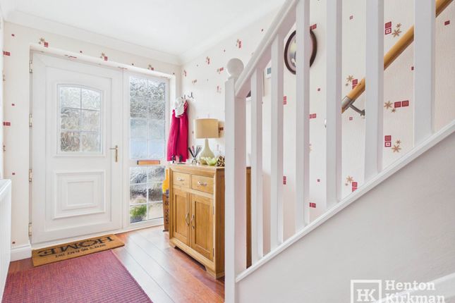 19, Nuthatch Close, Billericay photo 2