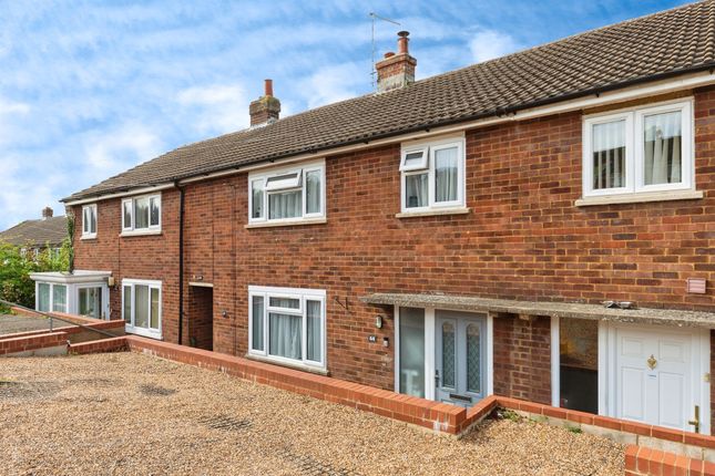 Thumbnail Terraced house for sale in Ivel Way, Baldock