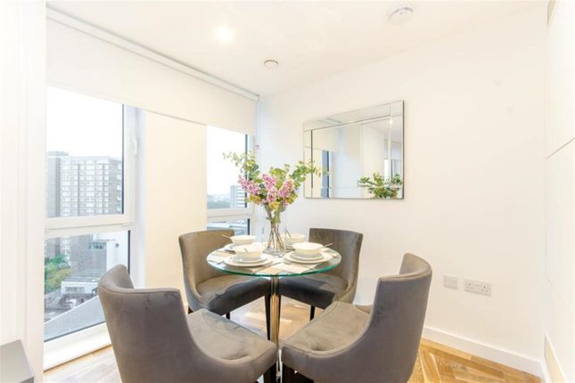 Eagle Point, City Road, London photo 5