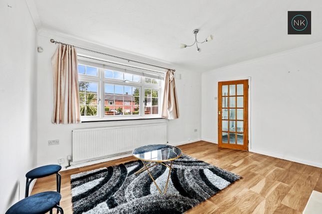 207, Chester Road, Loughton photo 4