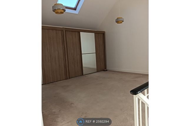 Flat, Mayflower House Valetta Way, Rochester photo 3