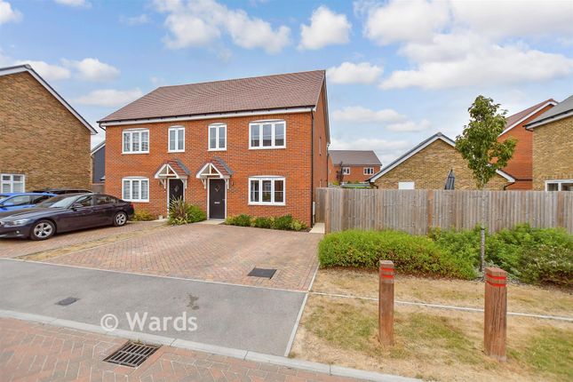 8, Butterfield Way, Canterbury photo 2