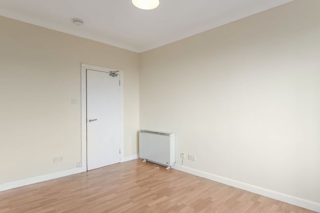 Flat 4, Crown Court, High Street, Auchterarder photo 5