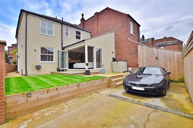 End terrace house for sale in West Parade, West End, Lincoln