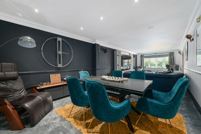 10, Greenleas, Surrey photo 5